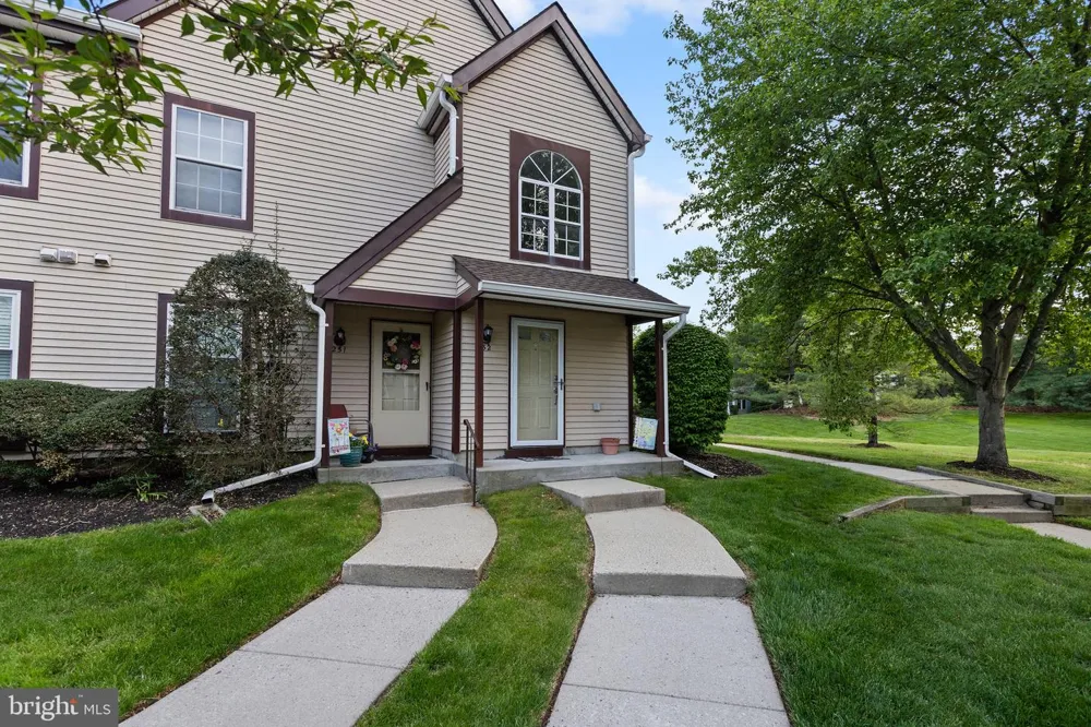252 ANDOVER PLACE Robbinsville, NJ 08691
