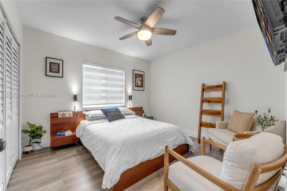 9164 SW 166th Ct Miami, FL 33196