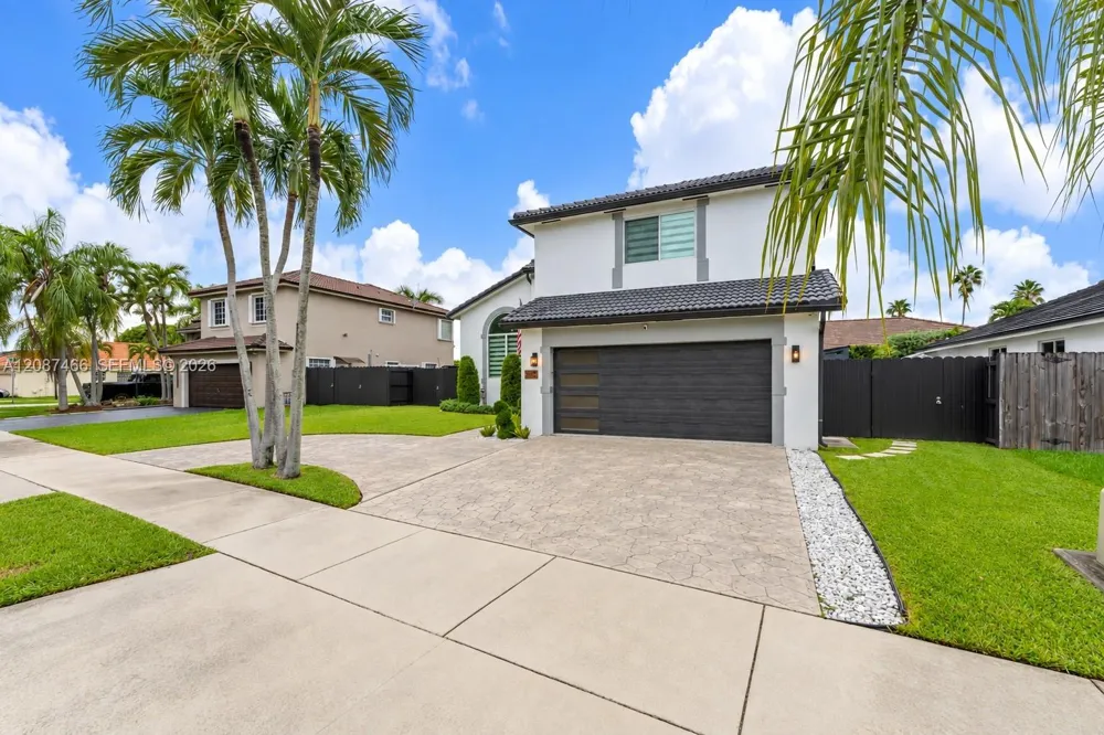 9164 SW 166th Ct Miami, FL 33196