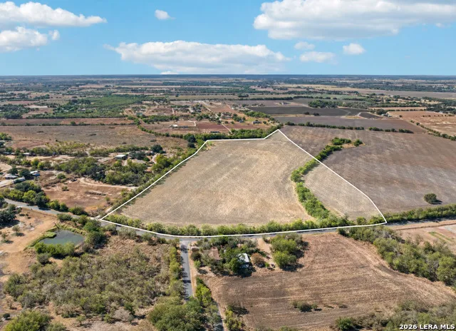 11735 OBRIEN RD Atascosa, TX 78002
