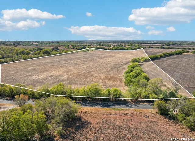 11735 OBRIEN RD Atascosa, TX 78002