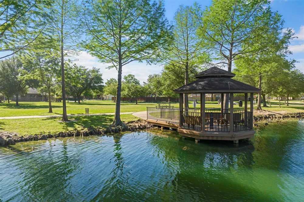 16511 Evergreen Lake Lane Cypress, TX 77429