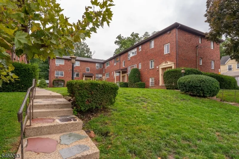 378 Valley St #B3 Unit B3 South Orange Village, NJ 07079