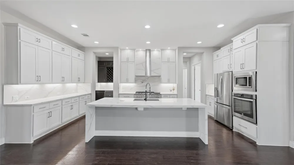 205 Standing Oak Drive Georgetown, TX 78633