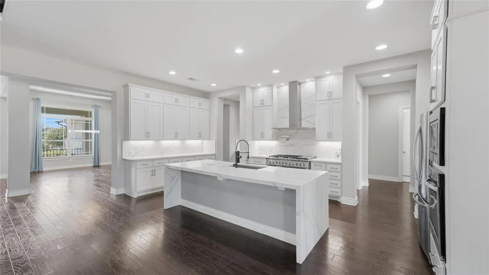 205 Standing Oak Drive Georgetown, TX 78633