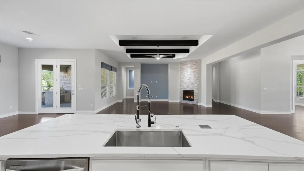 205 Standing Oak Drive Georgetown, TX 78633