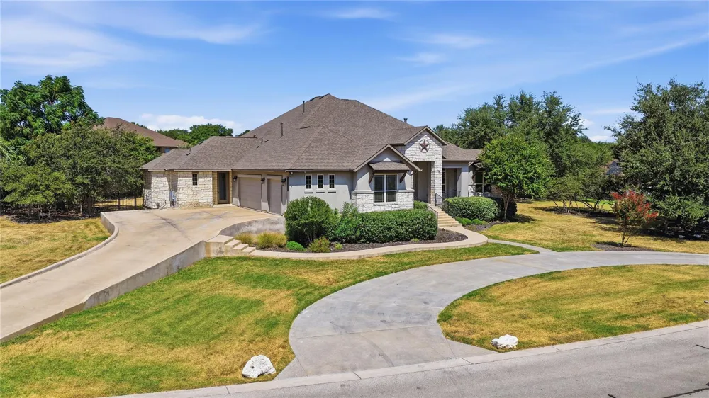 205 Standing Oak Drive Georgetown, TX 78633