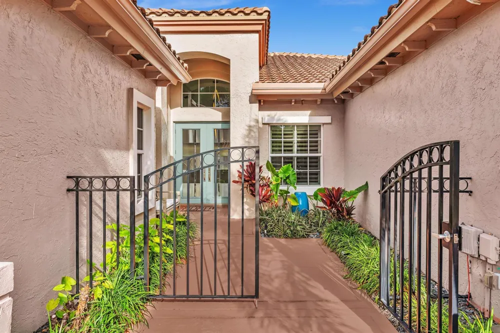 20677 NW 26TH COURT Boca Raton, FL 33434