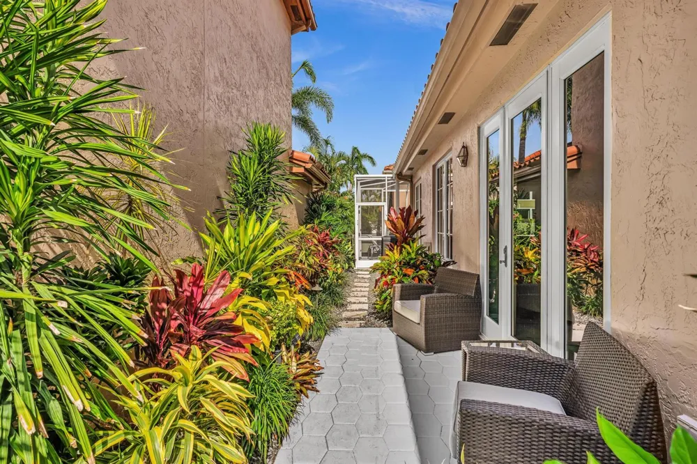 20677 NW 26TH COURT Boca Raton, FL 33434