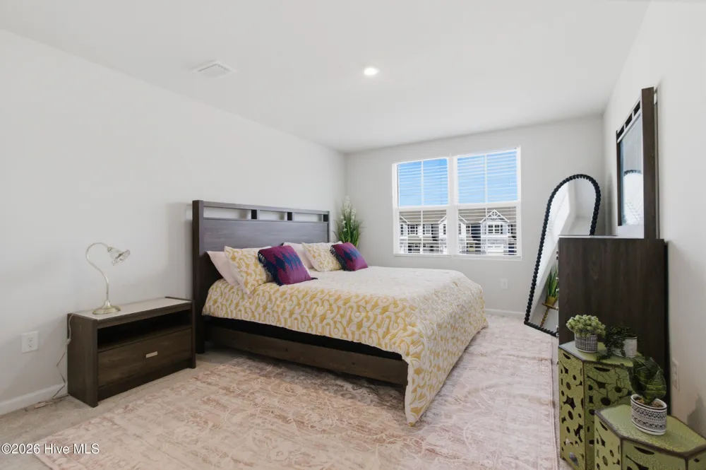 3206 Penguin Circle Elizabeth City, NC 27909