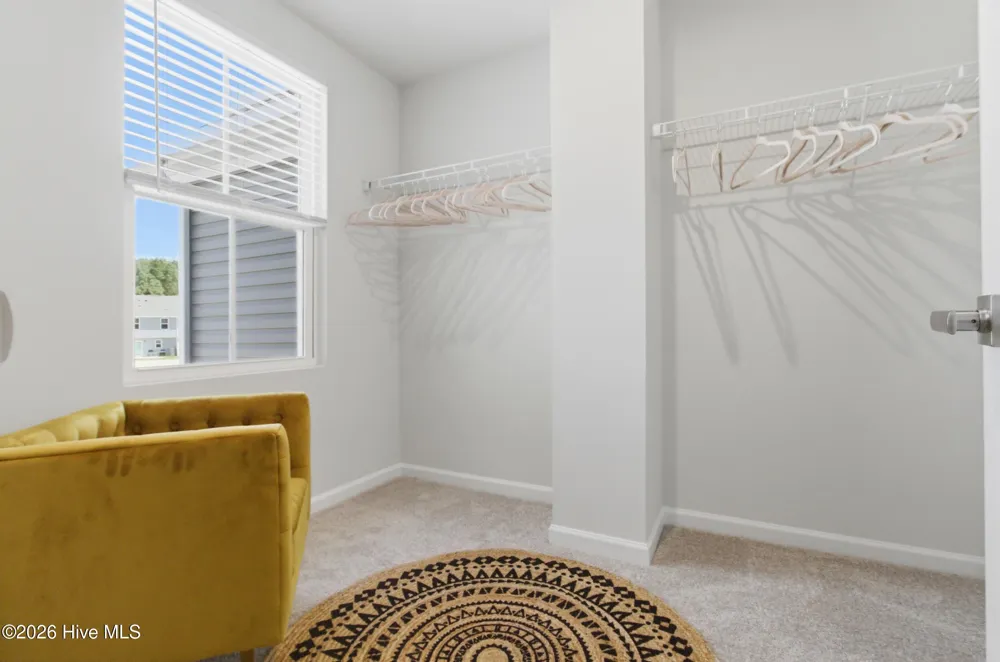3206 Penguin Circle Elizabeth City, NC 27909