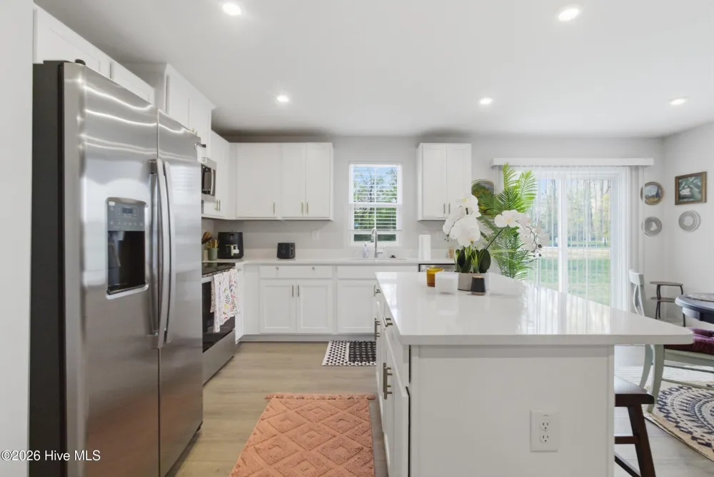 3206 Penguin Circle Elizabeth City, NC 27909