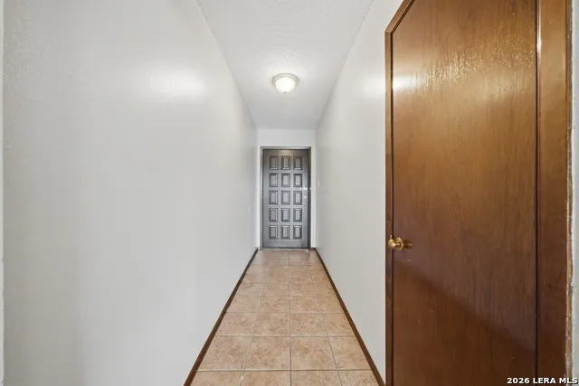 911 vance jackson rd #204 San Antonio, TX 78201