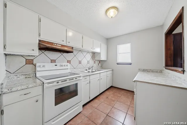 911 vance jackson rd #204 San Antonio, TX 78201
