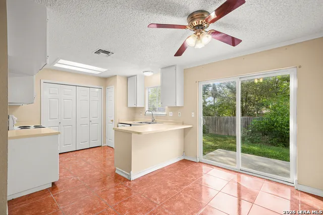 8726 Timber Range San Antonio, TX 78250