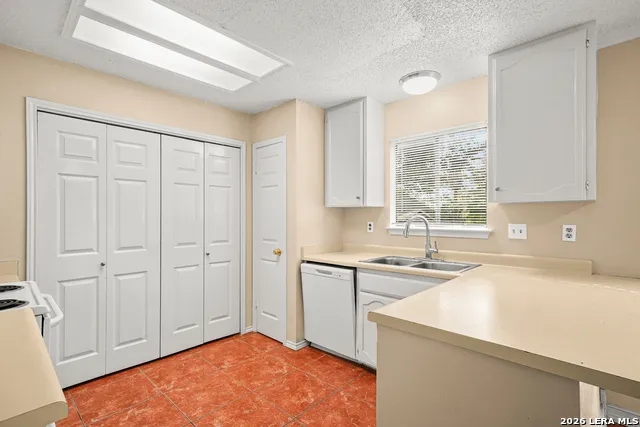 8726 Timber Range San Antonio, TX 78250
