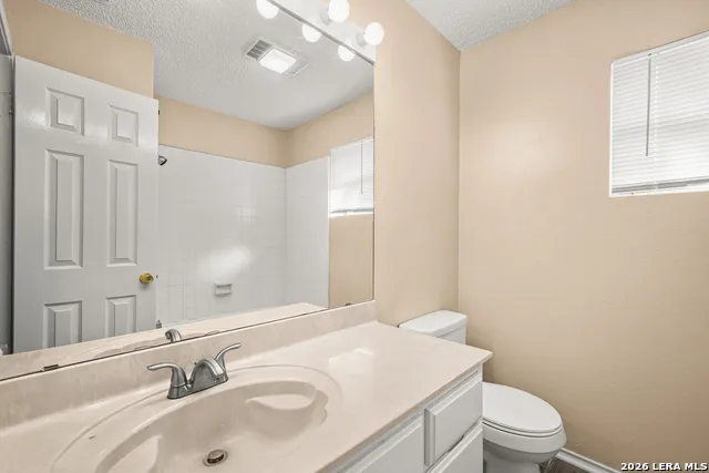 8726 Timber Range San Antonio, TX 78250