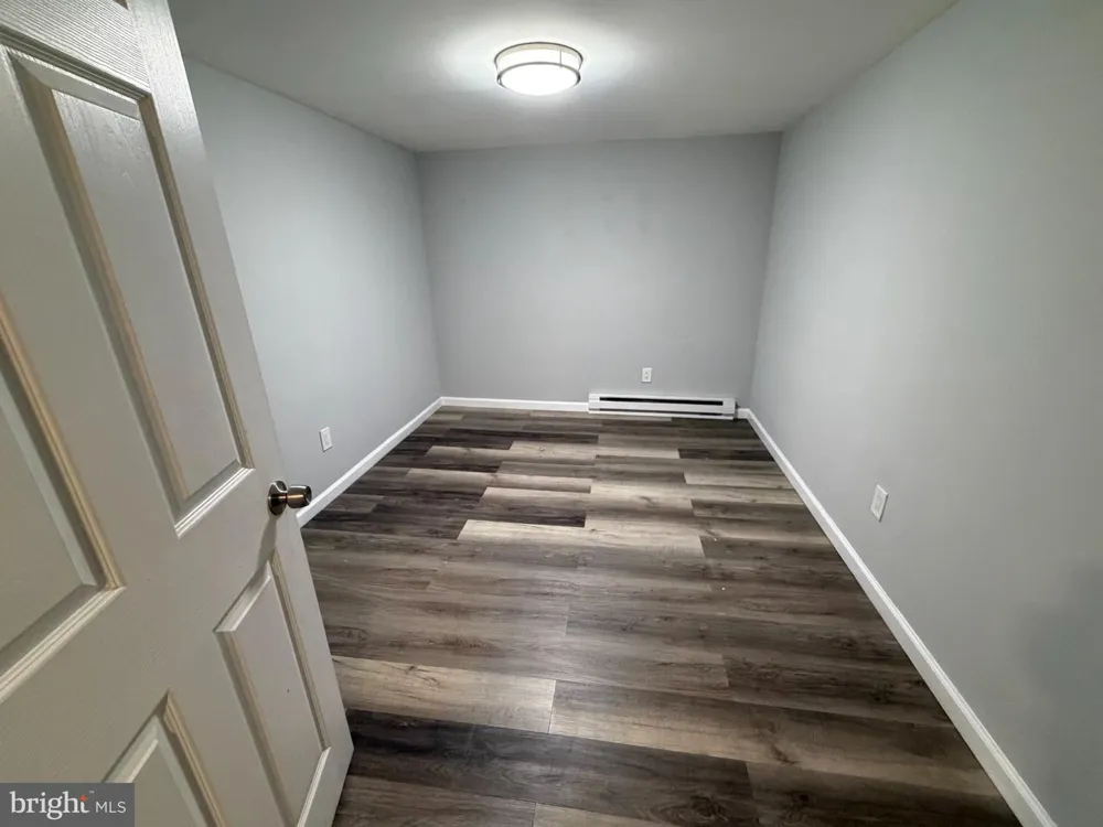 6712 18TH STREET #GROUND UNIT Philadelphia, PA 19126