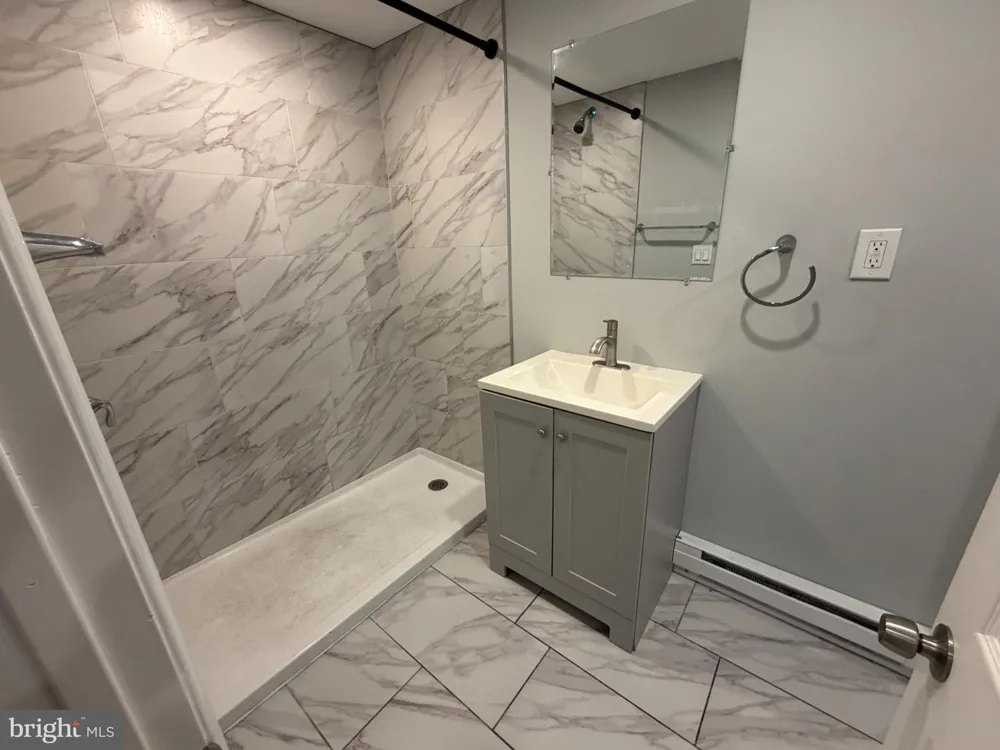 6712 18TH STREET #GROUND UNIT Philadelphia, PA 19126