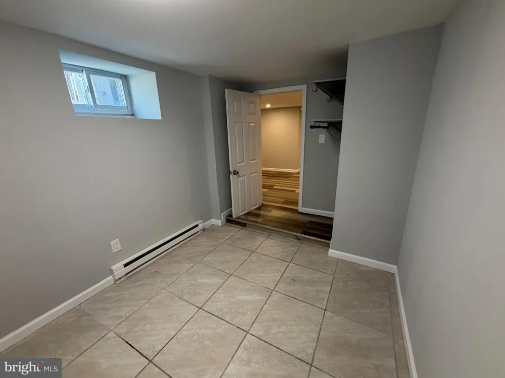 6712 18TH STREET #GROUND UNIT Philadelphia, PA 19126