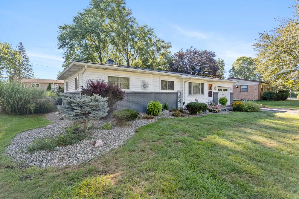 339 Minges Road S Battle Creek, MI 49015