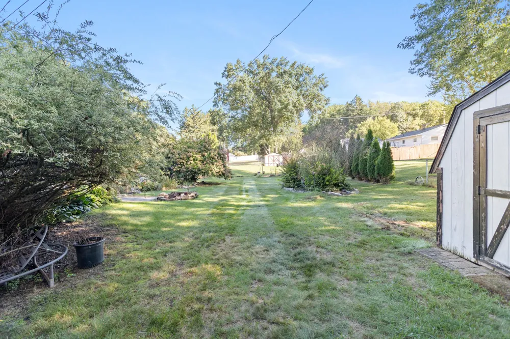 339 Minges Road S Battle Creek, MI 49015