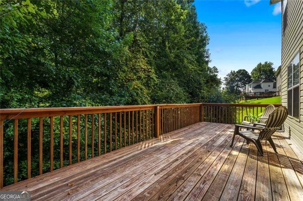 856 Haydens RDG Ellenwood, GA 30294