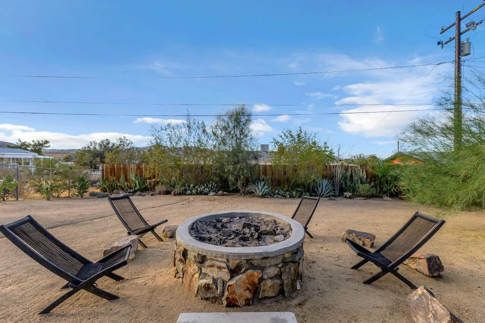 61548 Capilla Drive Joshua Tree, CA 92252