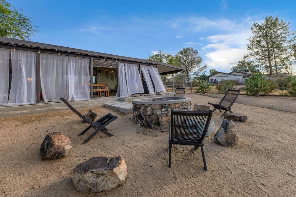 61548 Capilla Drive Joshua Tree, CA 92252