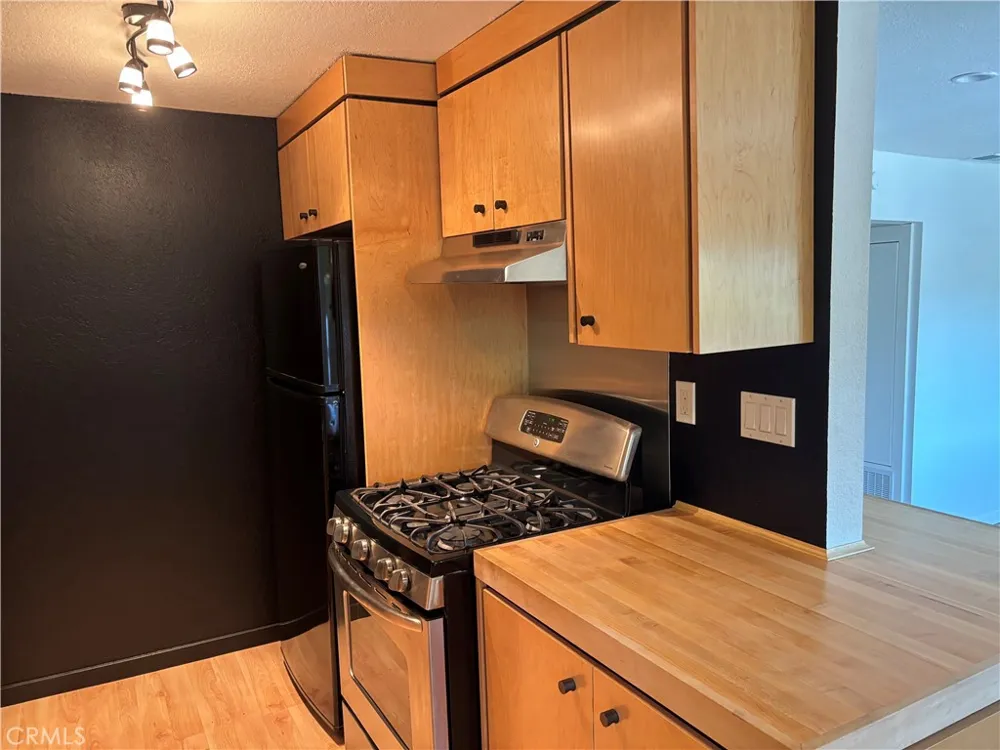 1000 Central #30 Riverside, CA 92507