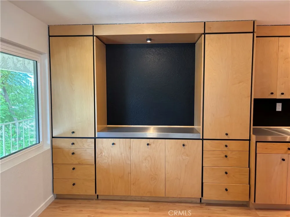 1000 Central #30 Riverside, CA 92507