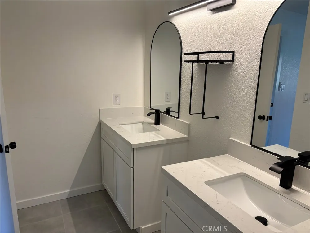 1000 Central #30 Riverside, CA 92507