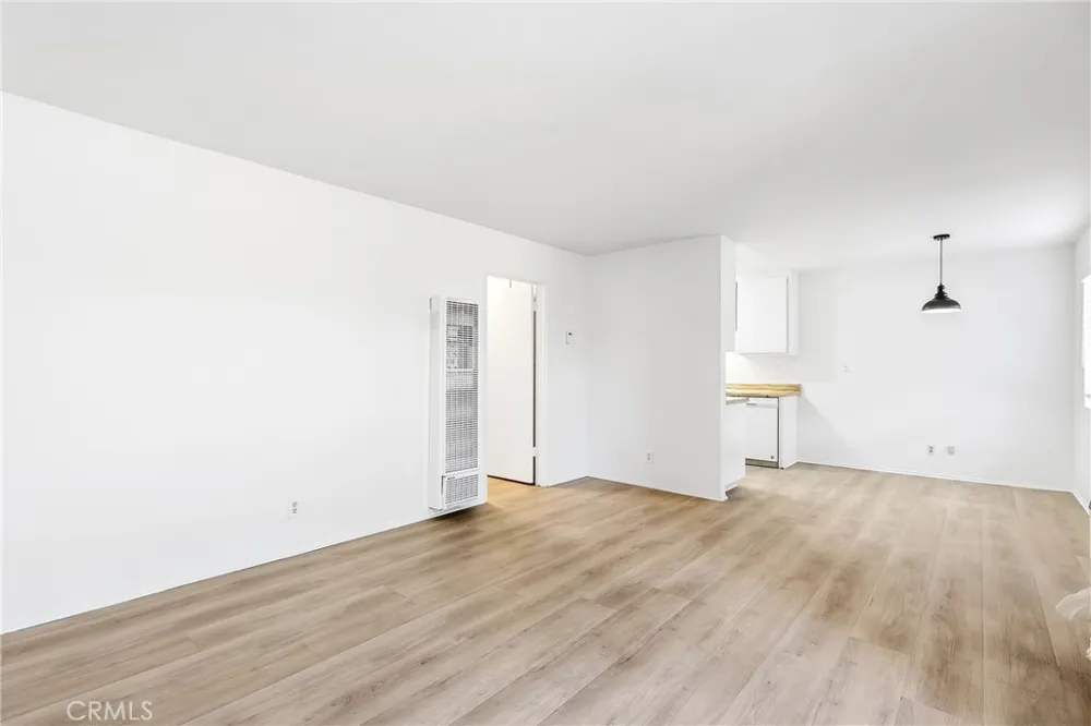 16205 Cornuta Ave #2 Bellflower, CA 90706