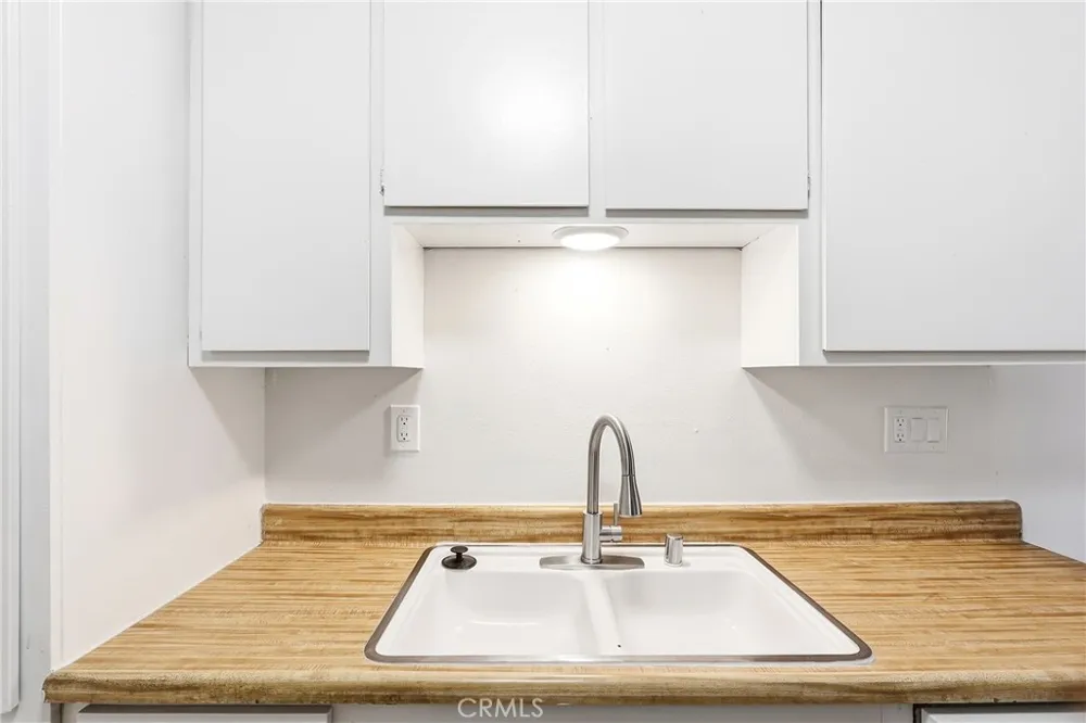 16205 Cornuta Ave #2 Bellflower, CA 90706