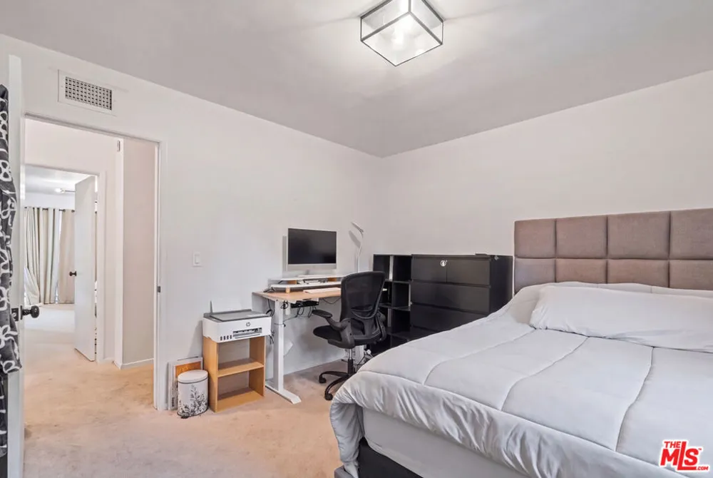 19377 Germain Street Porter Ranch, CA 91326