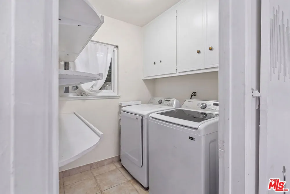 19377 Germain Street Porter Ranch, CA 91326