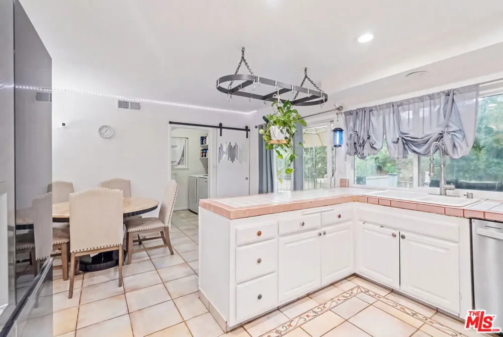 19377 Germain Street Porter Ranch, CA 91326