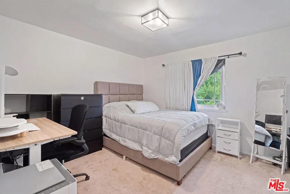 19377 Germain Street Porter Ranch, CA 91326