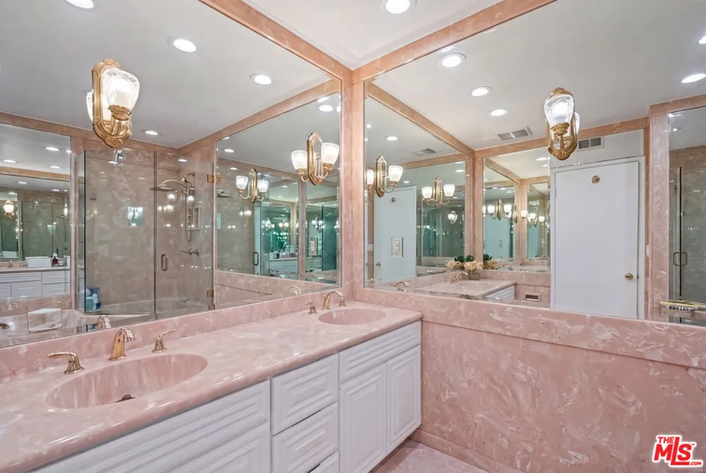 19377 Germain Street Porter Ranch, CA 91326