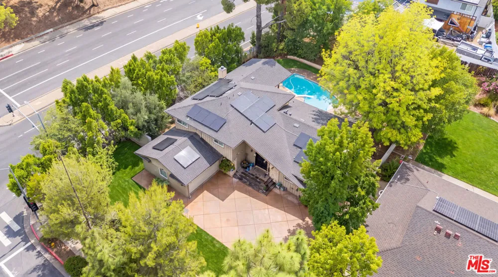 19377 Germain Street Porter Ranch, CA 91326