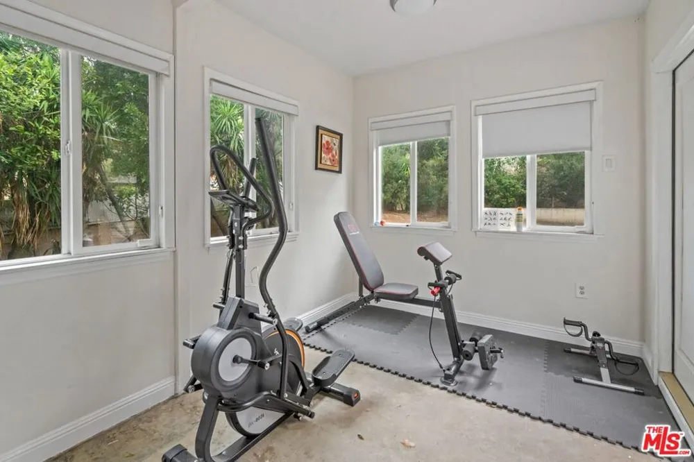 19377 Germain Street Porter Ranch, CA 91326