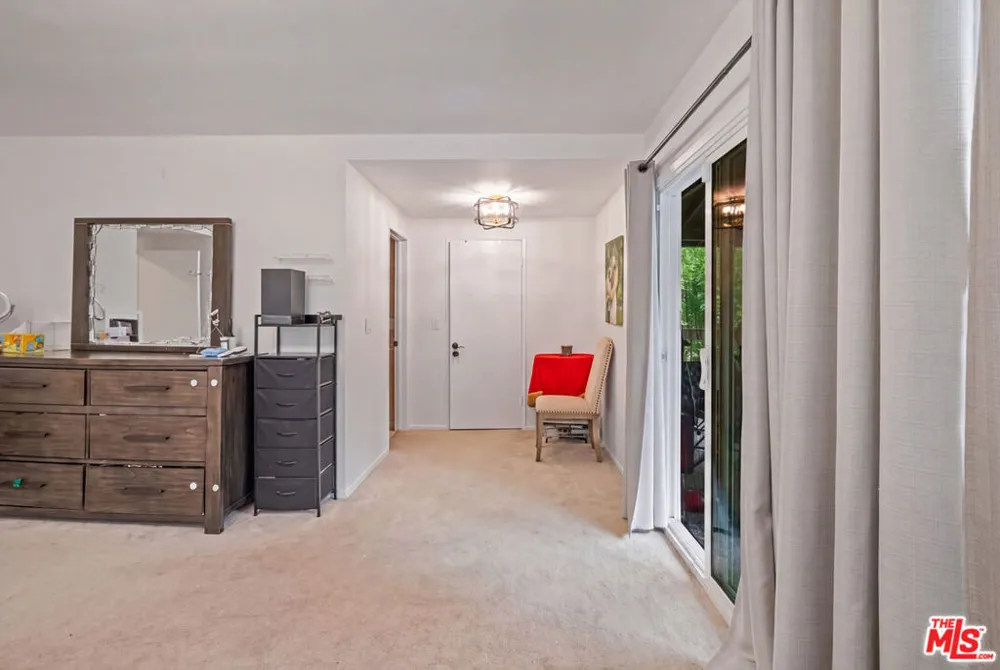 19377 Germain Street Porter Ranch, CA 91326