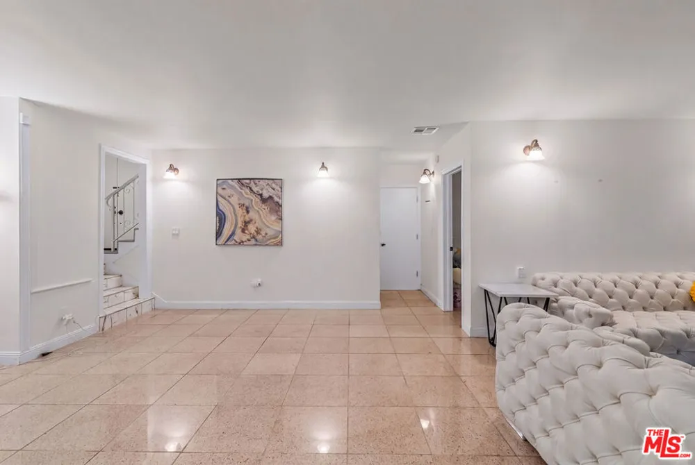 19377 Germain Street Porter Ranch, CA 91326