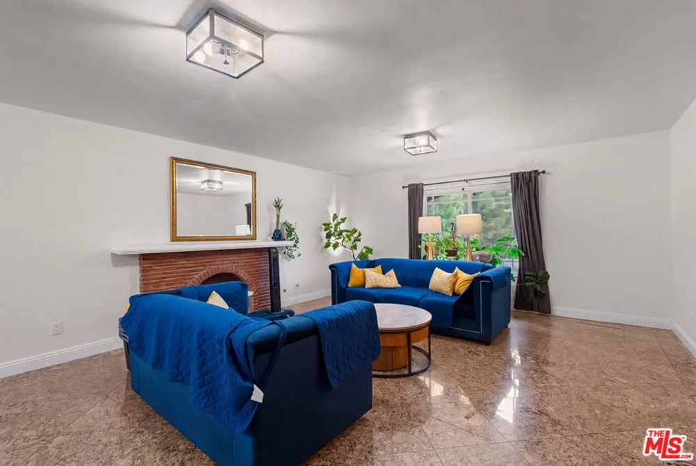 19377 Germain Street Porter Ranch, CA 91326