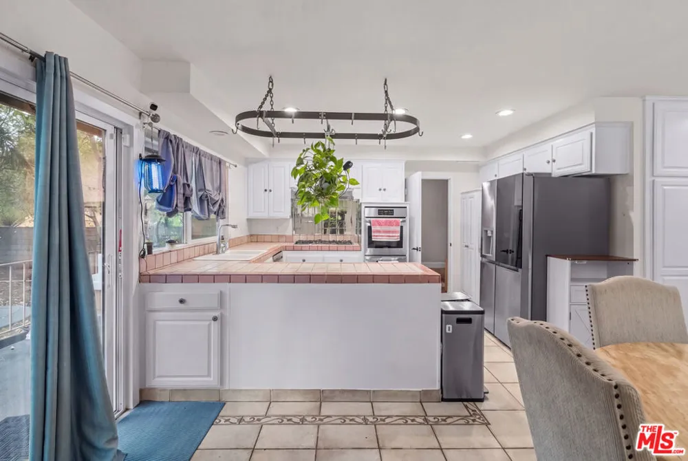 19377 Germain Street Porter Ranch, CA 91326