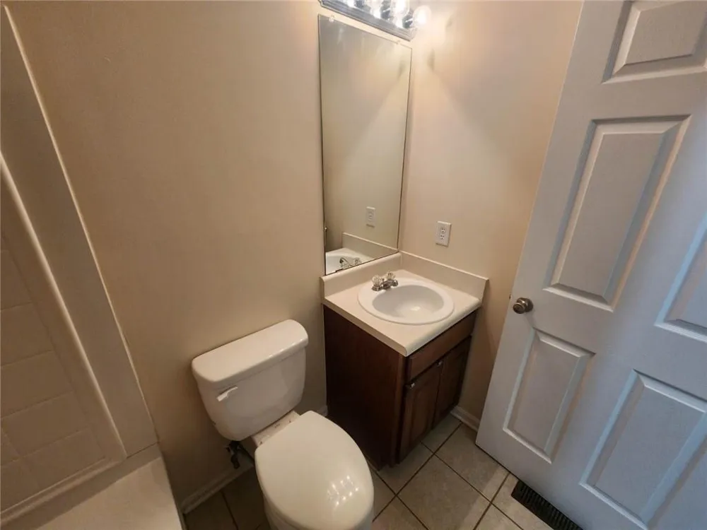1736 Redan E Lithonia, GA 30058