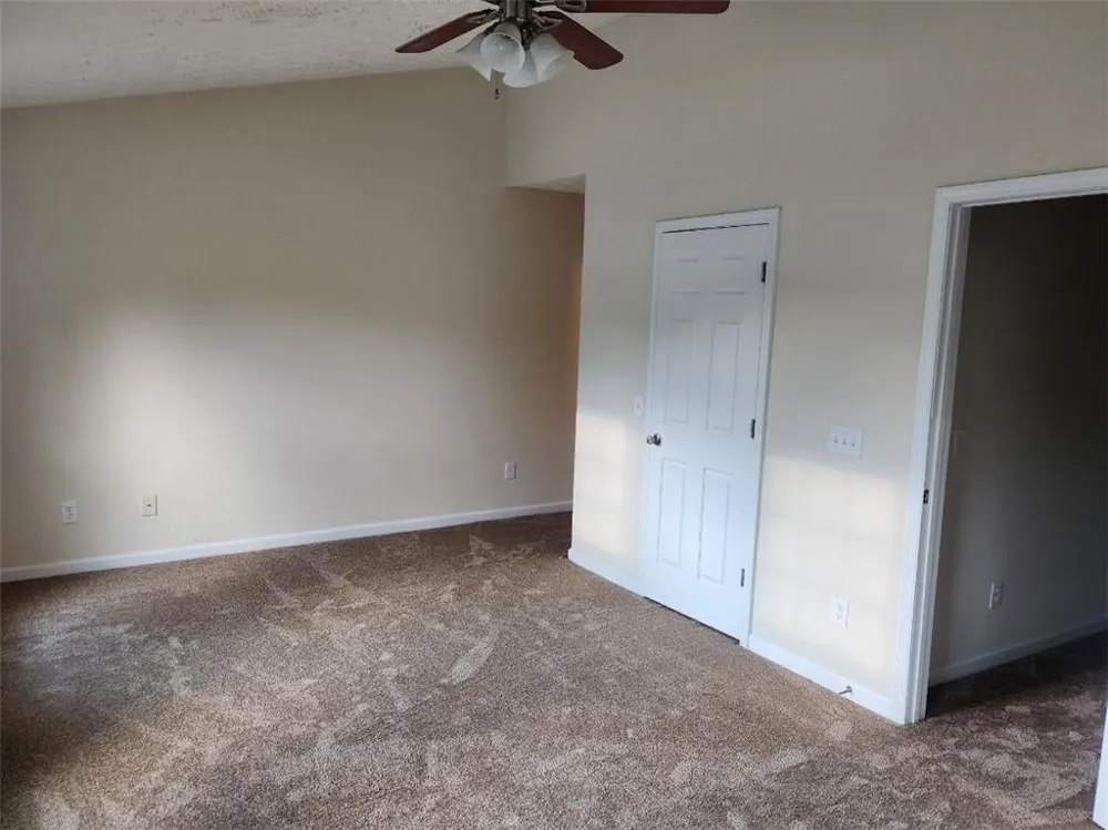 1736 Redan E Lithonia, GA 30058