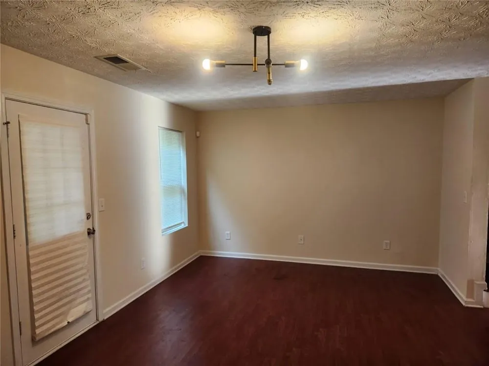 1736 Redan E Lithonia, GA 30058