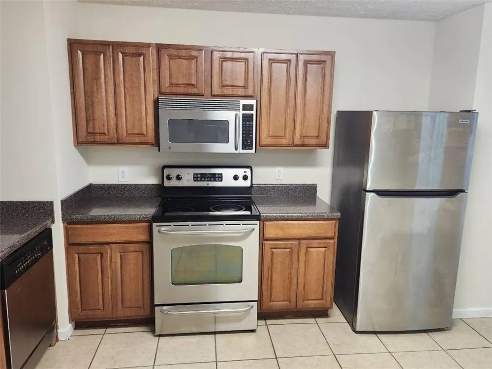 1736 Redan E Lithonia, GA 30058