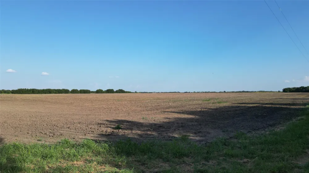 County 3060 Bonham, TX 75418